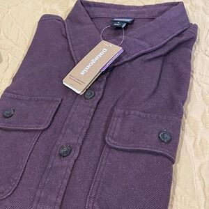 Patagonia Women’s Fjord Flannel Burgundy SMALL